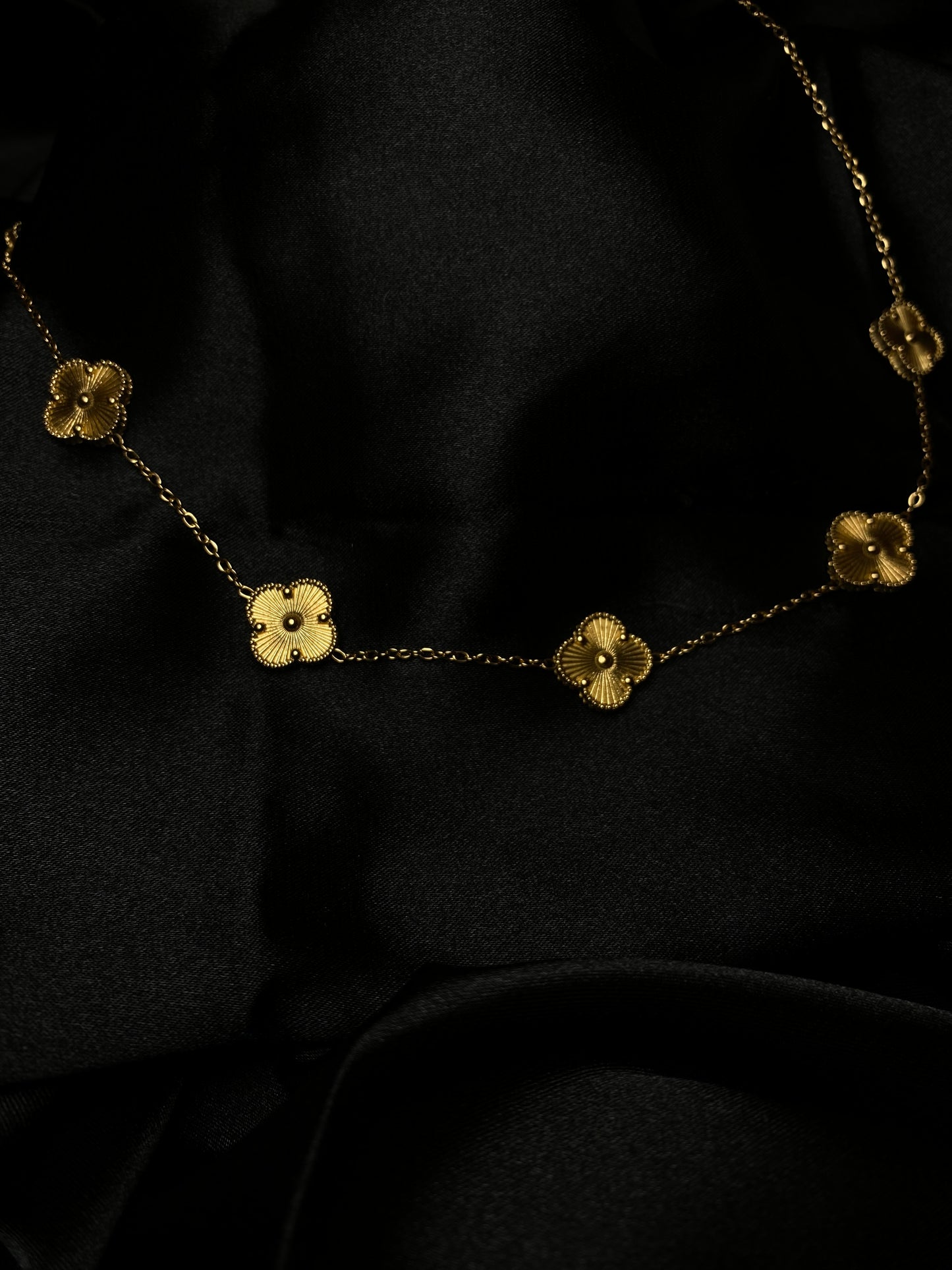 Lyla chain