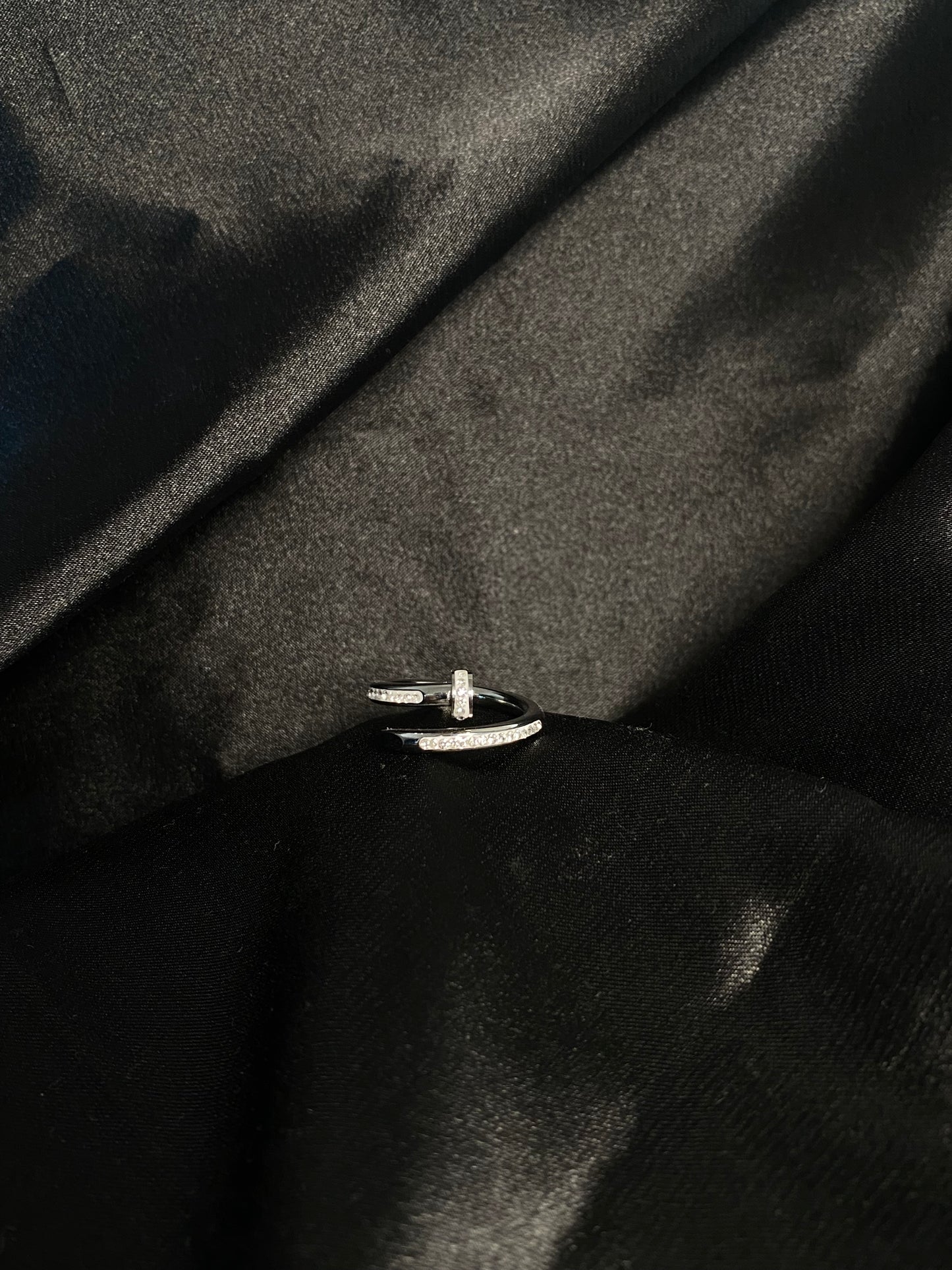 Hera ring