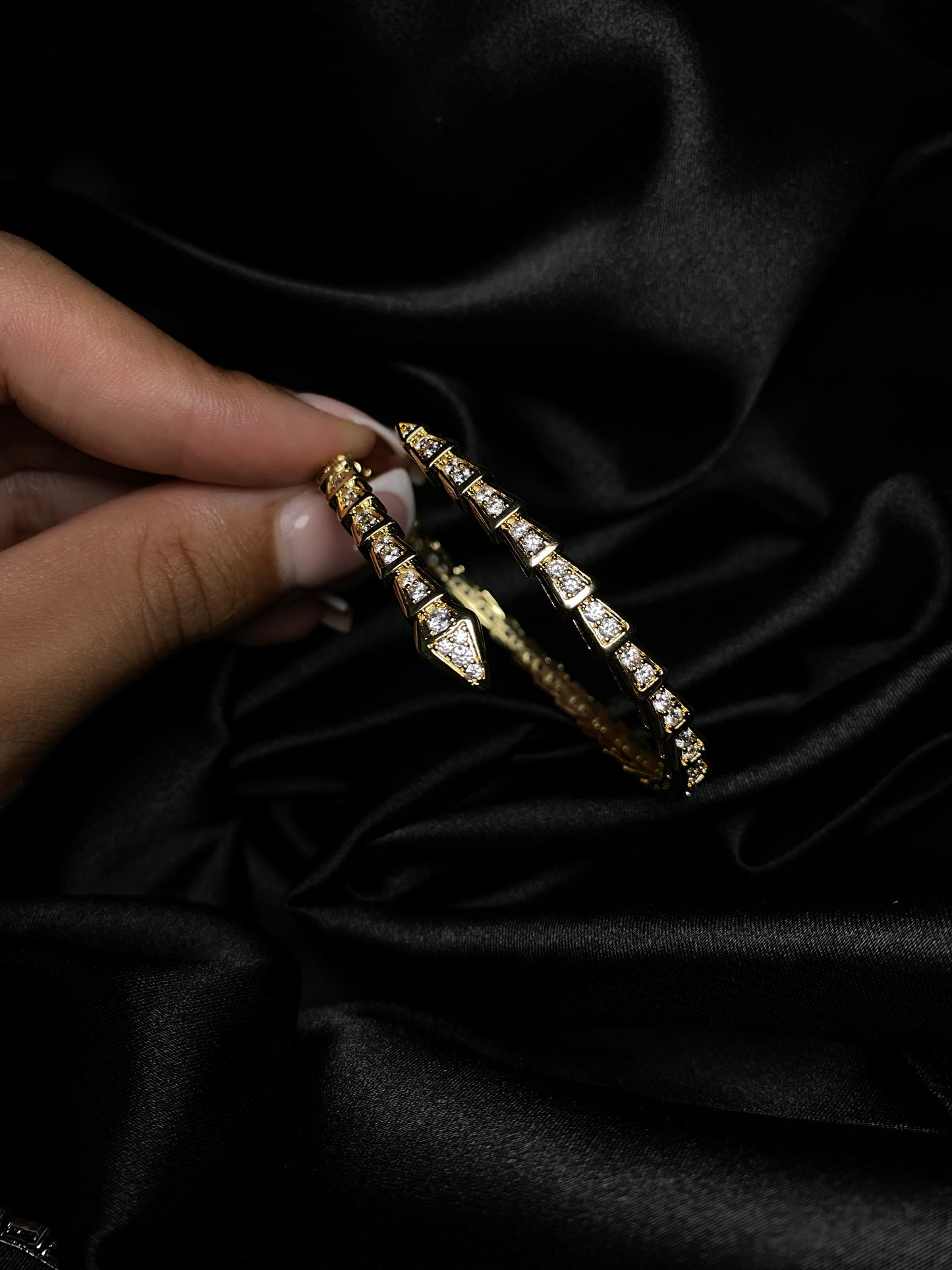 Snake armband
