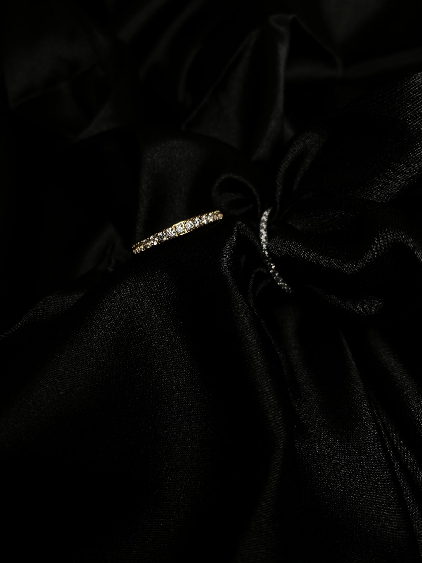 Small sparkle ring