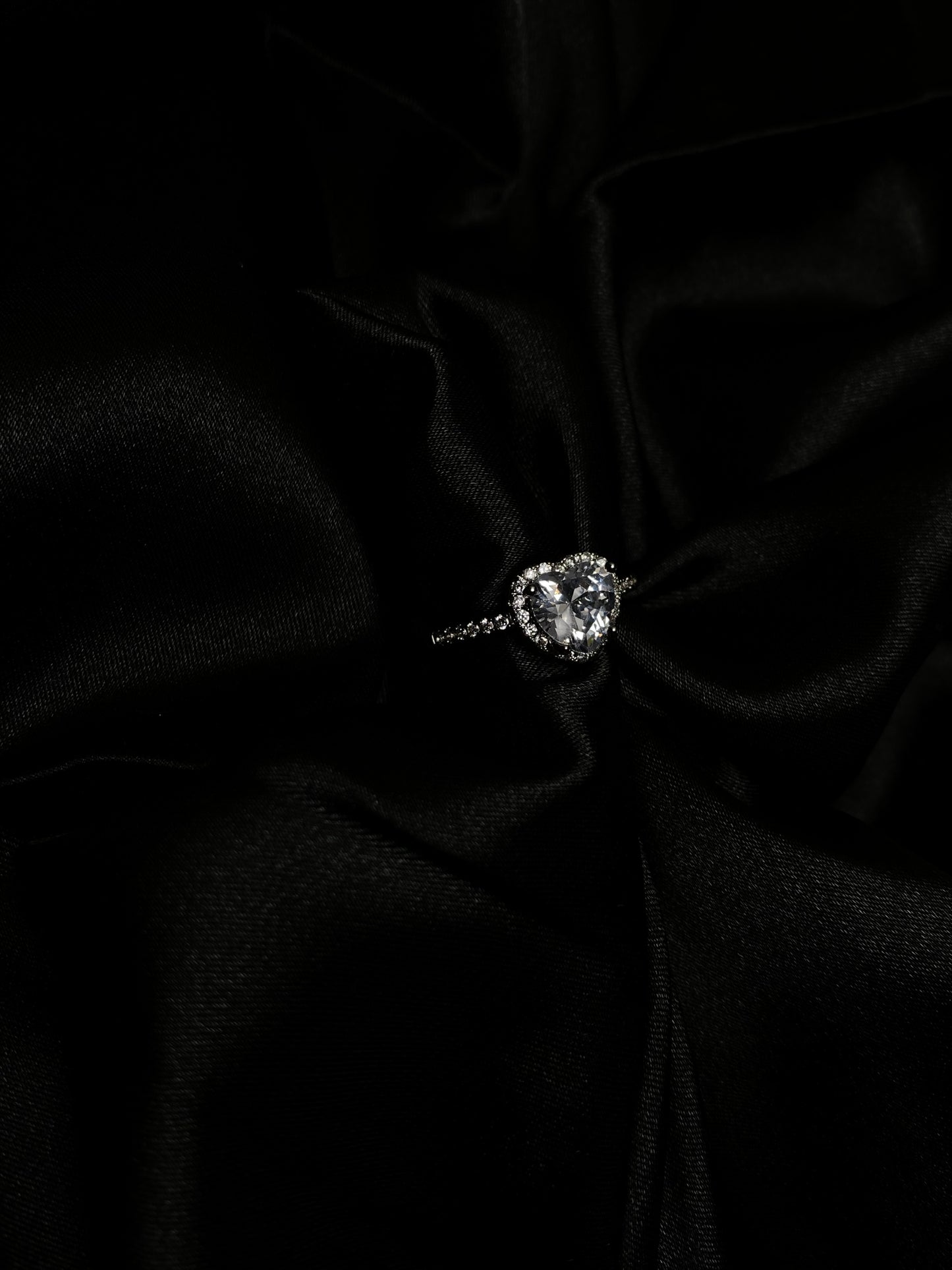 Heart ring