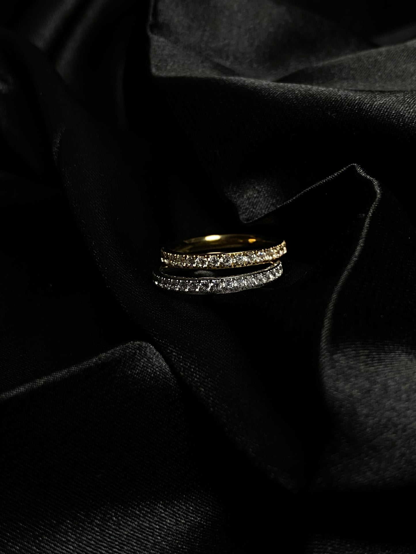 Small sparkle ring
