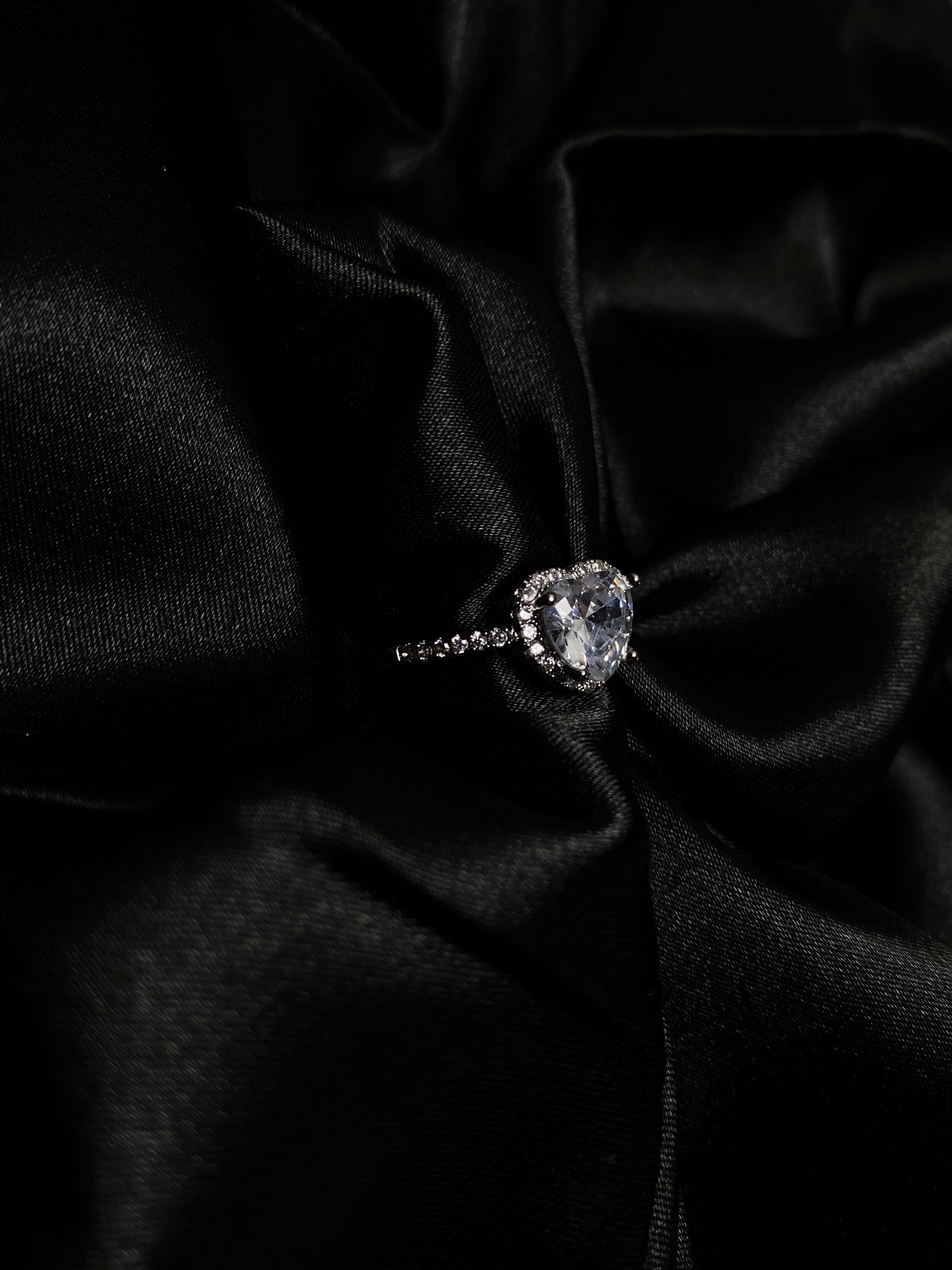 Heart ring