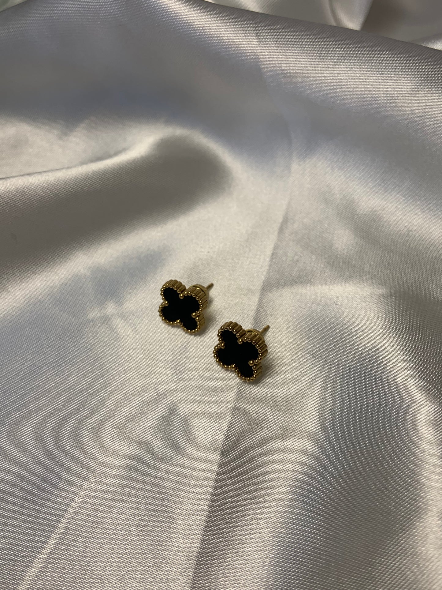 Lira earrings black