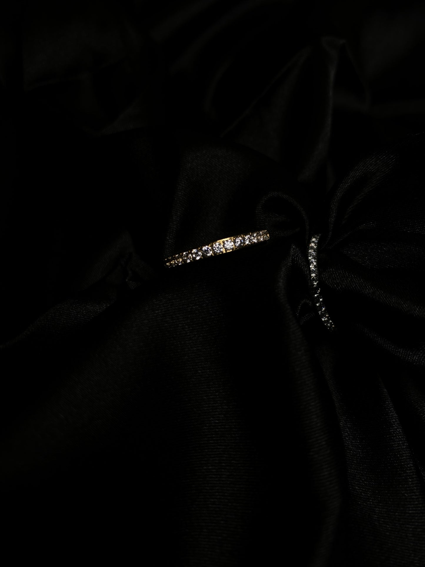 Small sparkle ring